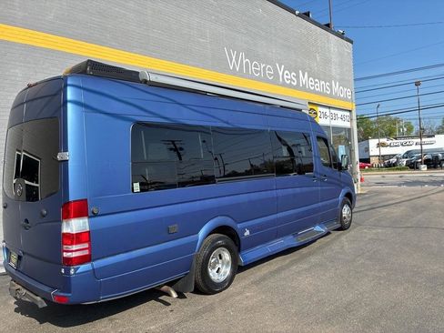 Used 2016 Mercedes-Benz Sprinter 3500 image 3