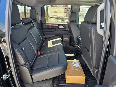 New 2026 GMC Sierra 3500 Denali w/ Denali Reserve Package AWD/4WD image 12