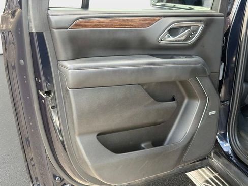 Used 2023 Chevrolet Suburban High Country w/ Max Trailering Package image 11