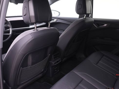Used 2024 Audi Q4 e-tron Premium image 14