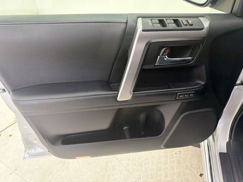 Used 2023 Toyota 4Runner Limited AWD/4WD image 13