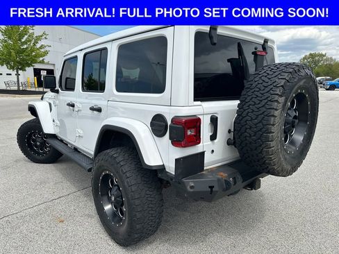 Used 2020 Jeep Wrangler Unlimited Sahara AWD/4WD image 5