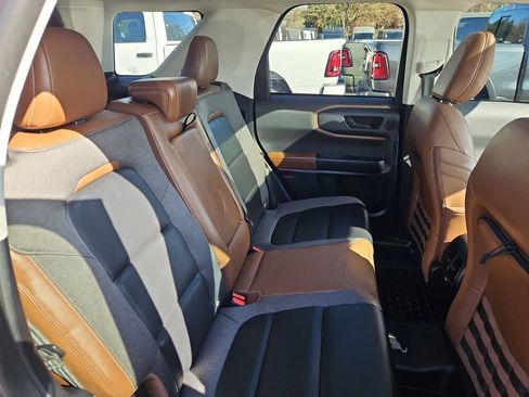 Used 2023 Ford Bronco Sport Outer Banks w/ Tech Package image 15