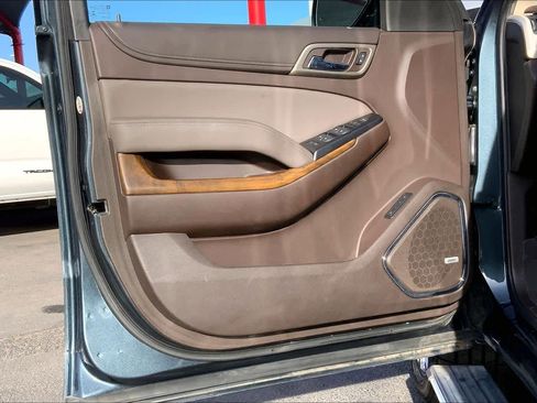 Used 2019 GMC Yukon Denali w/ Denali Ultimate Package image 22