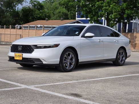 Used 2024 Honda Accord EX image 7