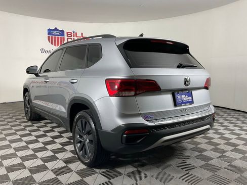 Used 2024 Volkswagen Taos S FWD image 5