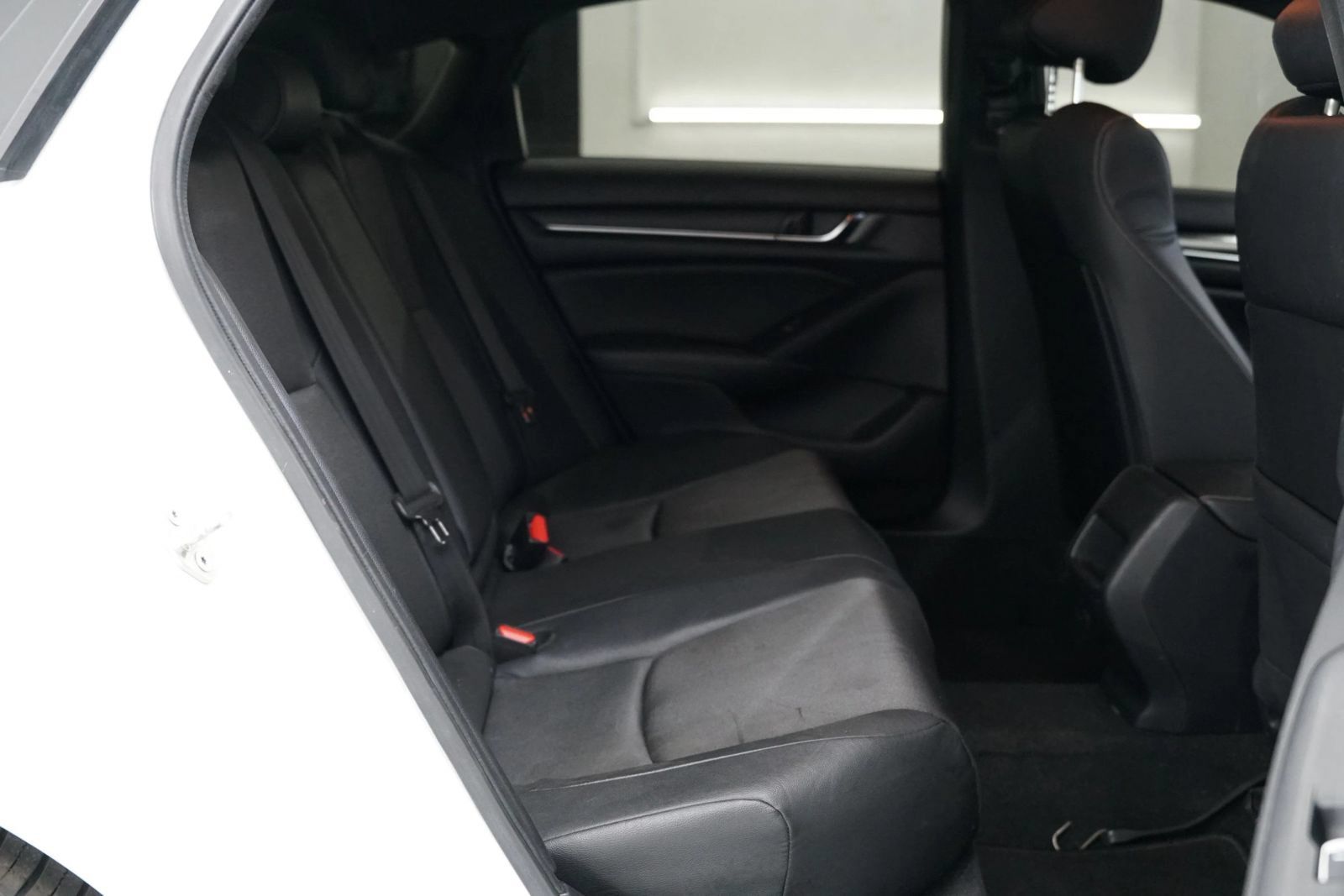 Used 2020 Honda Accord Sport image 32