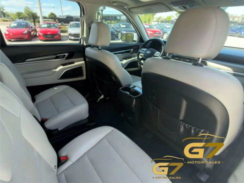 Used 2020 Kia Telluride S FWD image 18