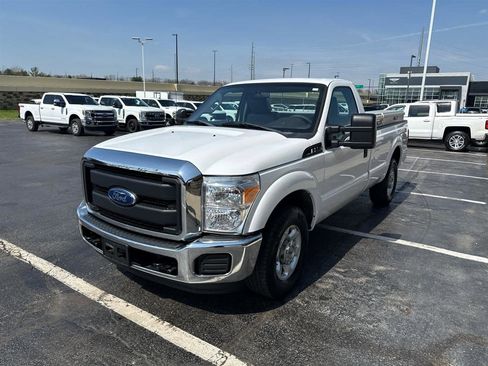 Used 2016 Ford F250 XL w/ XL Appearance Package image 4