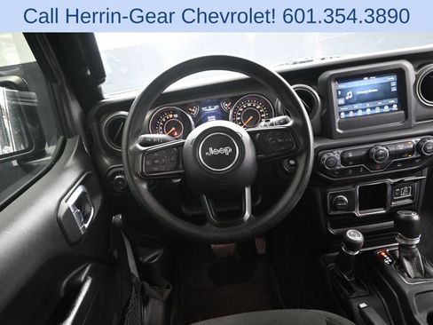 Used 2022 Jeep Wrangler Unlimited Sport AWD/4WD image 29