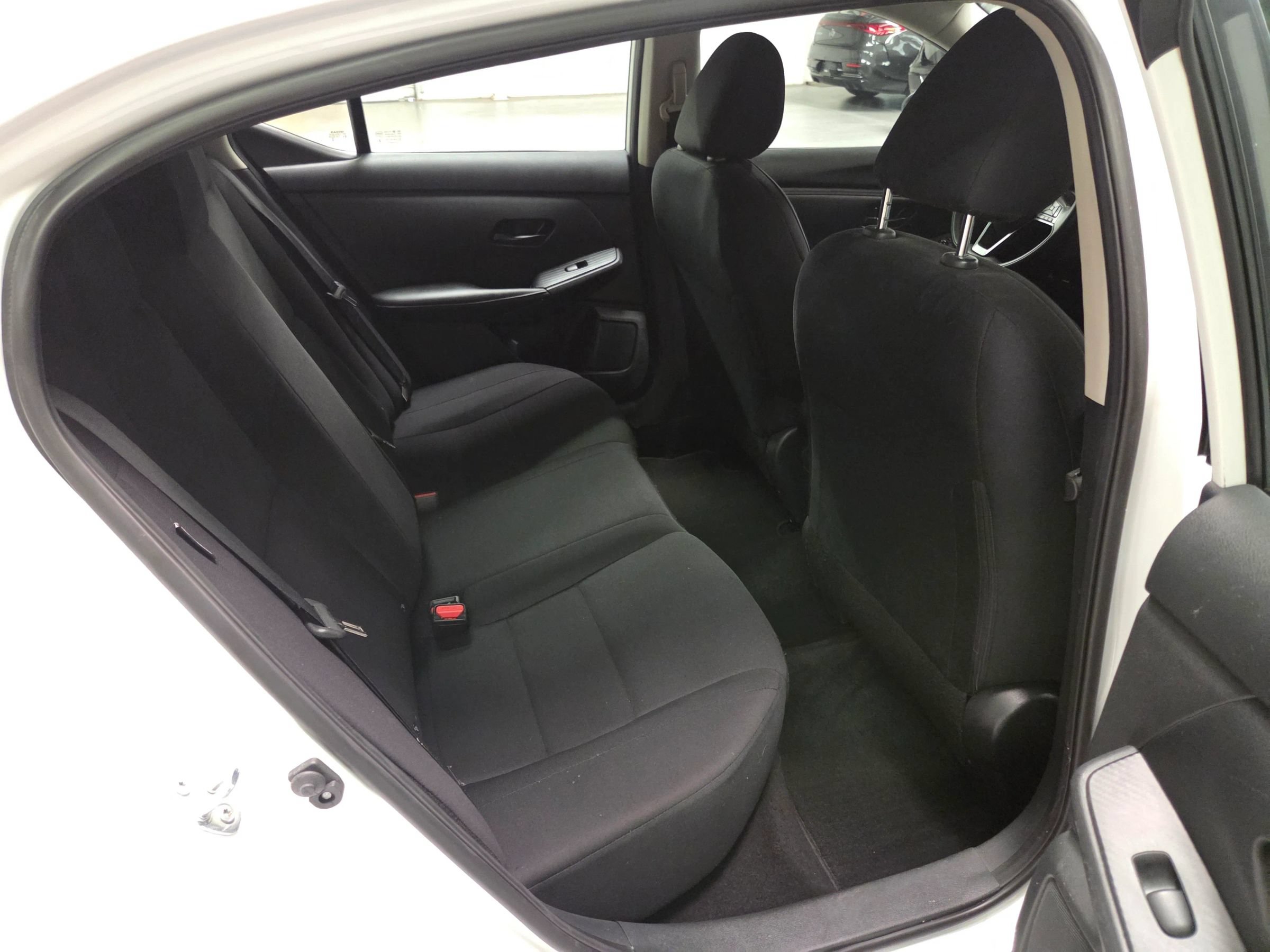 Used 2024 Nissan Sentra S FWD image 31