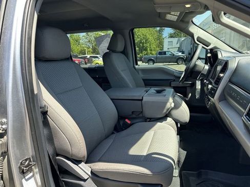 Used 2022 Ford F350 XLT w/ XLT Premium Package AWD/4WD image 27