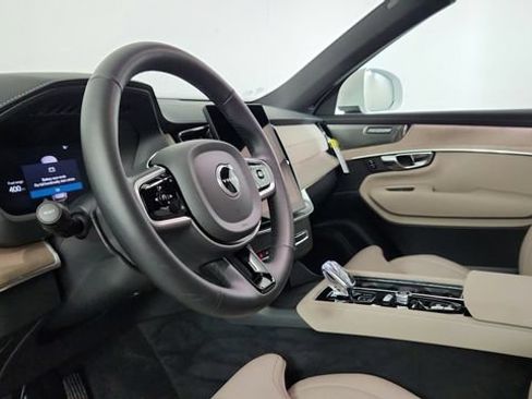 Certified 2026 Volvo XC90 B6 Ultra w/ Protection Package AWD/4WD image 51