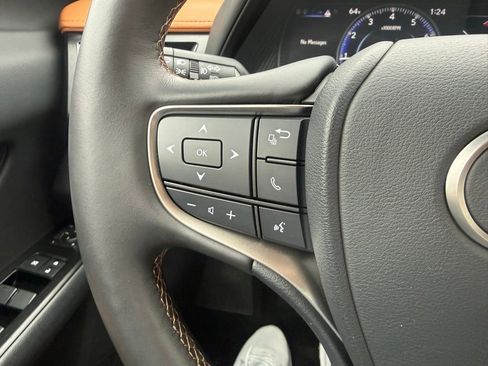 Used 2019 Lexus UX 200 w/ Accessory Package 2 image 17