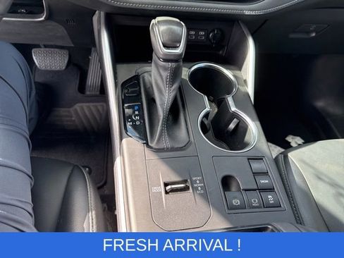 Used 2023 Toyota Highlander XSE image 7