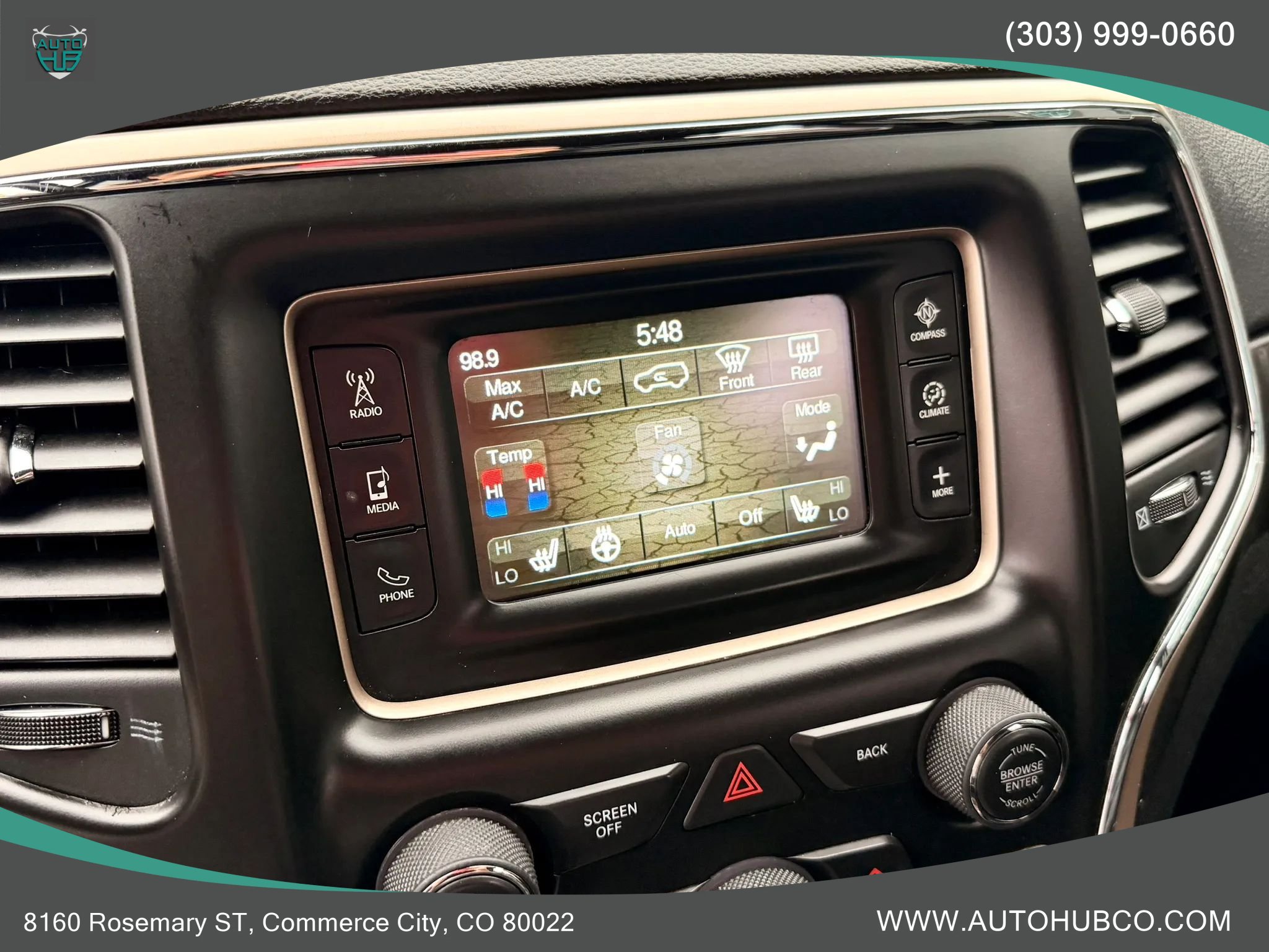 Used 2017 Jeep Grand Cherokee Laredo w/ Quick Order Package 23E AWD/4WD image 21