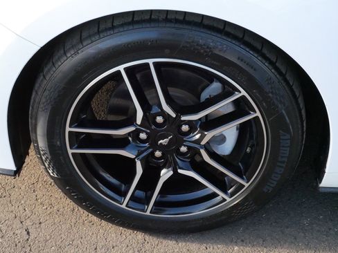 Used 2023 Ford Mustang Premium image 15