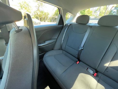 Used 2026 Kia K4 FWD image 38