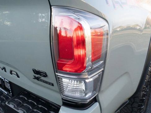 Used 2023 Toyota Tacoma TRD Off-Road image 41