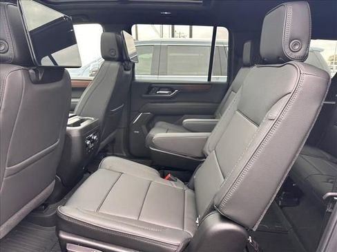 New 2026 GMC Yukon XL Denali w/ Denali Reserve Package AWD/4WD image 21