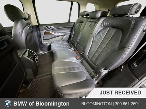 Used 2021 BMW X7 xDrive40i w/ Parking Assistance Package image 24