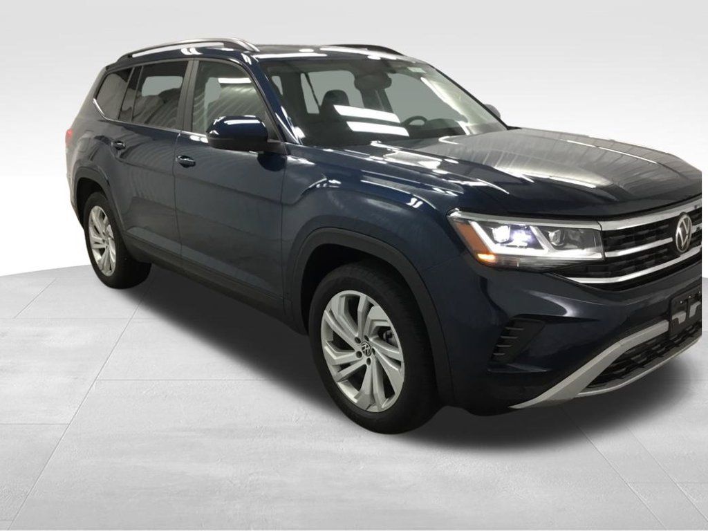Used 2023 Volkswagen Atlas SE AWD/4WD image 3