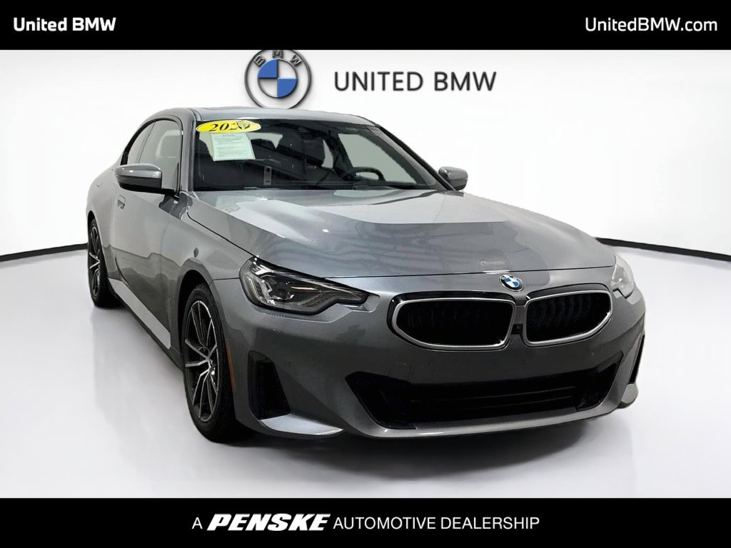Certified 2026 BMW 230i Coupe RWD image 3