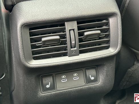 Used 2025 Nissan Murano Platinum image 15