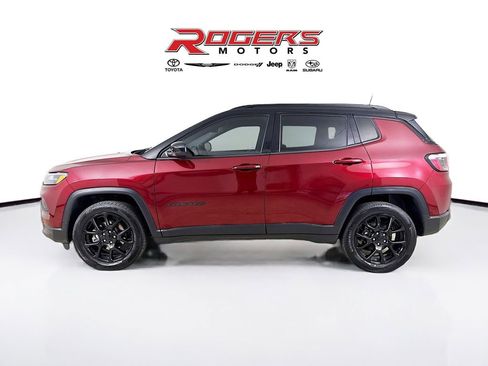 Used 2022 Jeep Compass Altitude w/ Convenience Group image 4