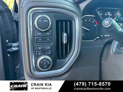 Used 2021 GMC Sierra 1500 SLT w/ SLT Premium Plus Package AWD/4WD image 17