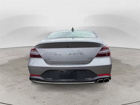 Used 2023 Genesis G70 2.0T image 3