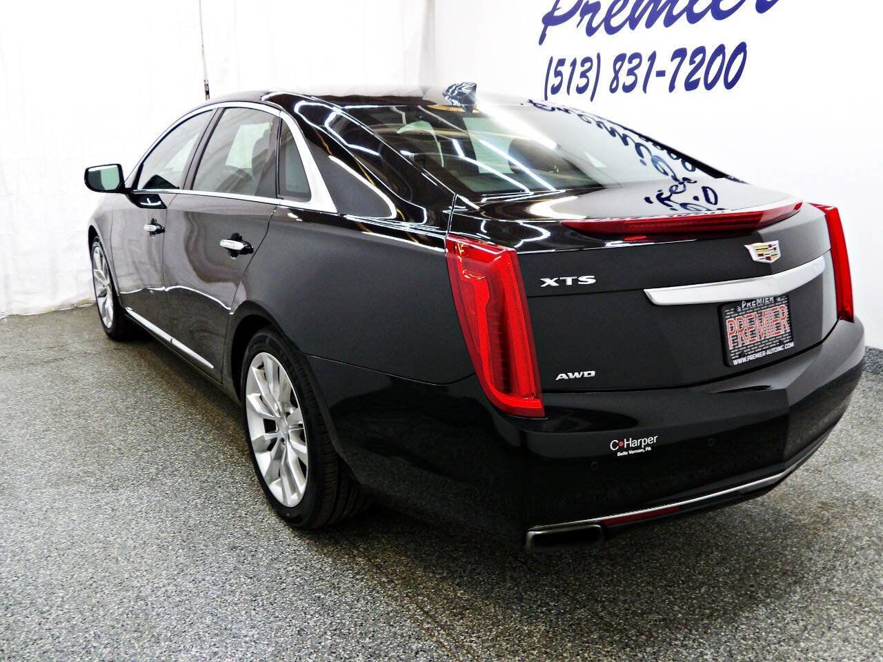 Used 2017 Cadillac XTS Luxury w/ Driver Awareness Package AWD/4WD image 4