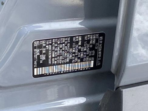 Used 2025 Nissan Rogue SL w/ SL Premium Package image 35