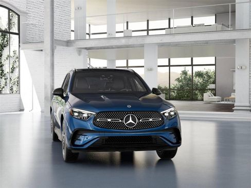 New 2025 Mercedes-Benz GLC 300 4MATIC image 8