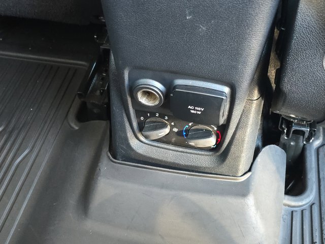 Used 2022 Ford Transit Connect XL FWD image 17