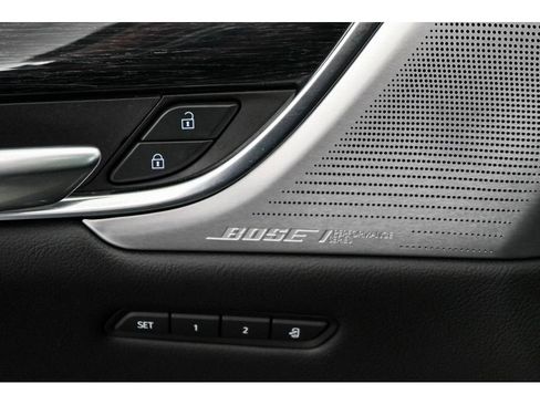 Certified 2022 Cadillac XT5 Premium Luxury FWD image 31