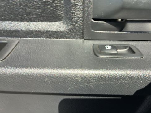 Used 2014 RAM 2500 Tradesman w/ Chrome Appearance Group AWD/4WD image 48