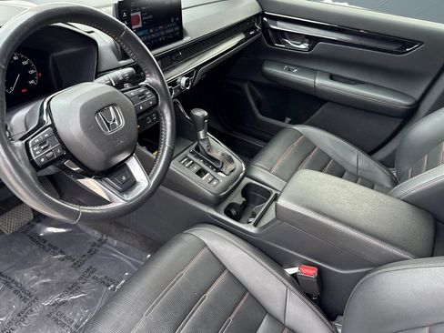 Used 2024 Honda CR-V Sport Touring image 4