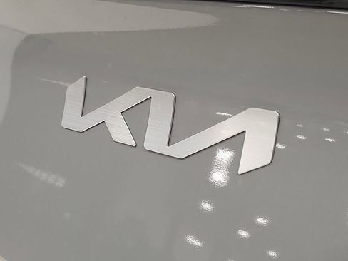 Used 2023 Kia Sportage X-Pro AWD/4WD image 7