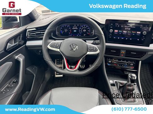 Used 2026 Volkswagen Jetta GLI Autobahn FWD image 13