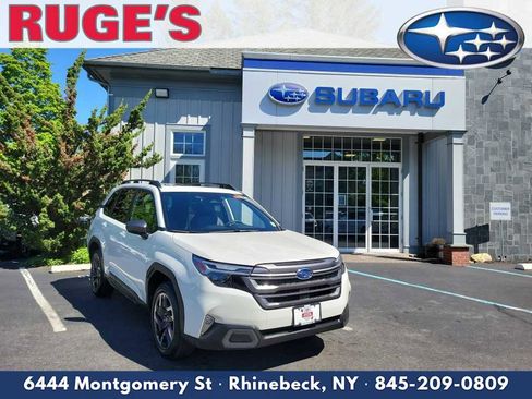 Certified 2025 Subaru Forester Limited AWD/4WD image 1