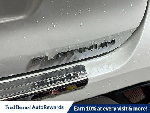 New 2026 Toyota Highlander Platinum image 32