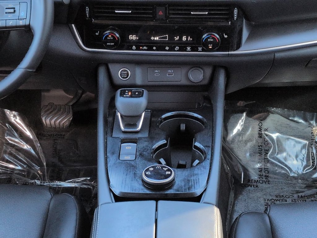 Used 2023 Nissan Rogue SV w/ SV Premium Package AWD/4WD image 19