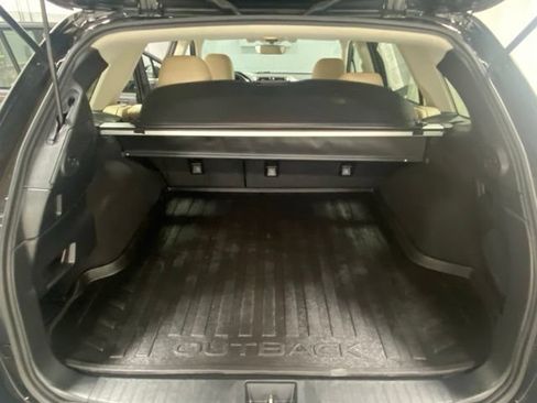 Used 2019 Subaru Outback 2.5i Limited AWD/4WD image 27