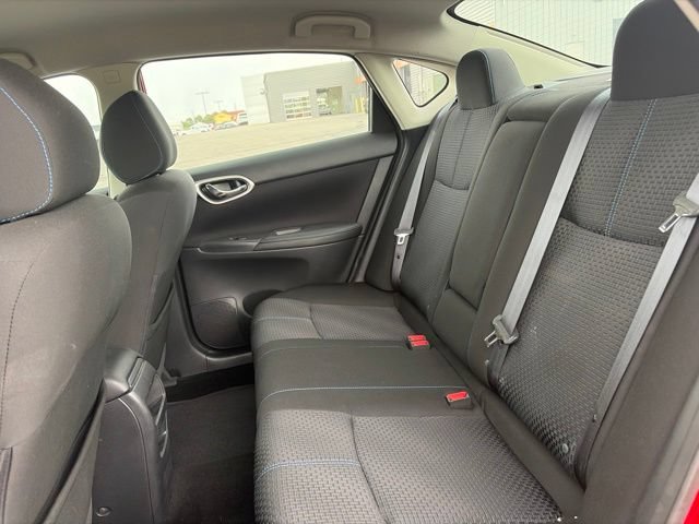 Used 2016 Nissan Sentra SR FWD image 11