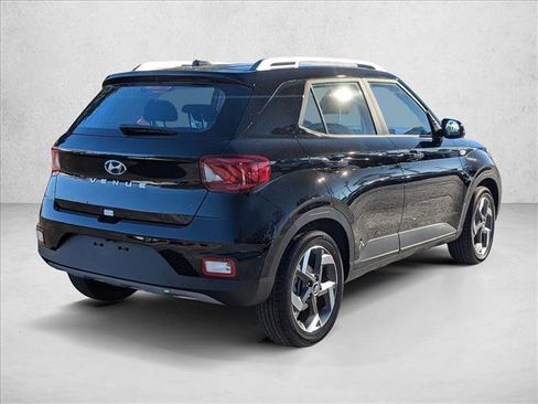 New 2026 Hyundai Venue SEL image 2