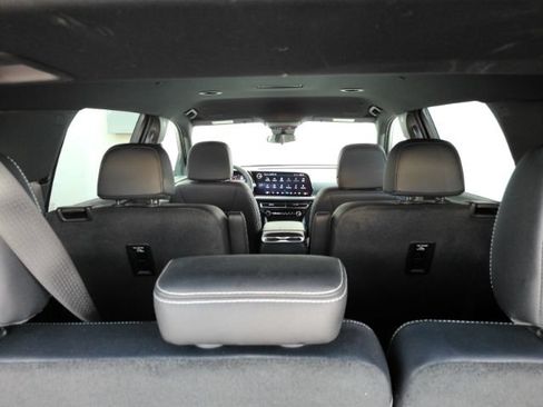 Used 2026 Chevrolet Traverse LT FWD image 27