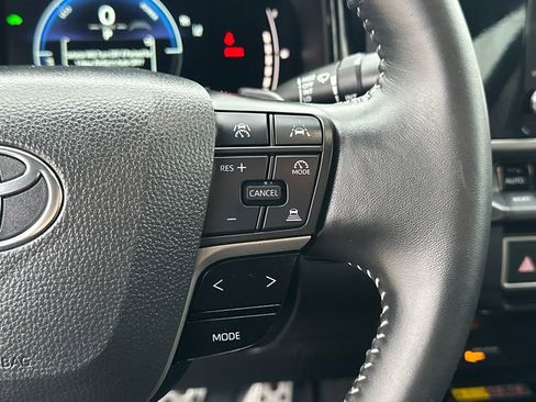 Certified 2025 Toyota Camry SE image 23