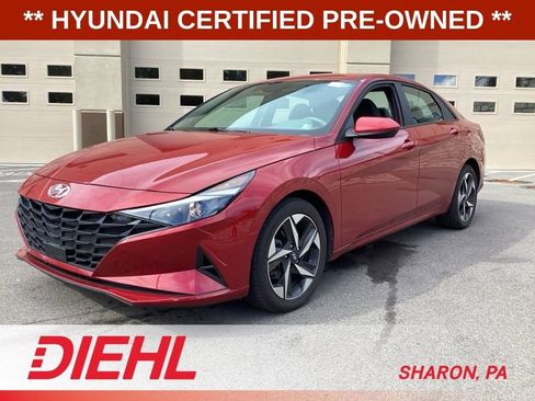 Used 2023 Hyundai Elantra SEL w/ Convenience Package FWD image 3