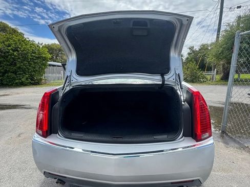 Used 2009 Cadillac CTS 3.6 w/ Wood Trim Package RWD image 16